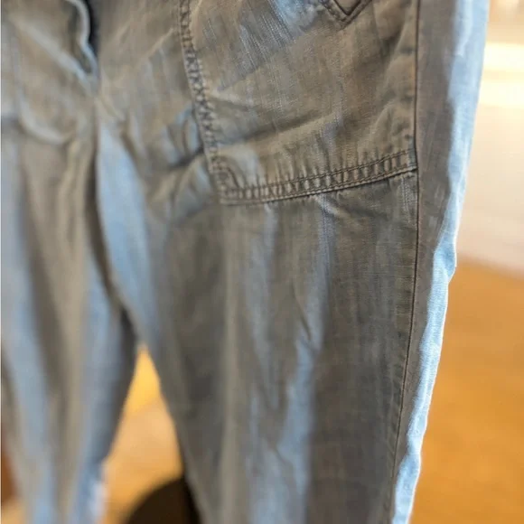 LOFT Tencel Relaxed Jogger Pants, Light Denim, size 4 super soft - Picture 8 of 9
